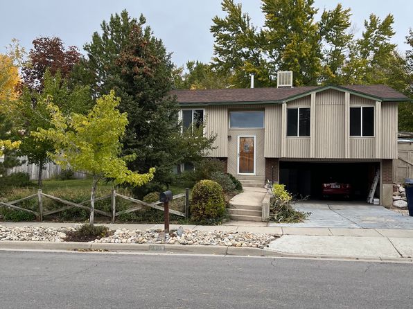 2333 E Cliff Swallow Dr