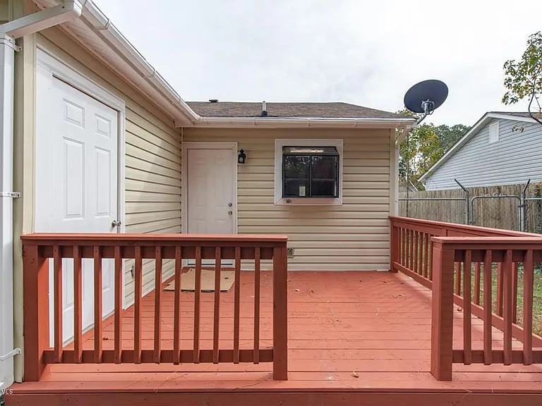 1041 Spring Villa Dr — Photo 21