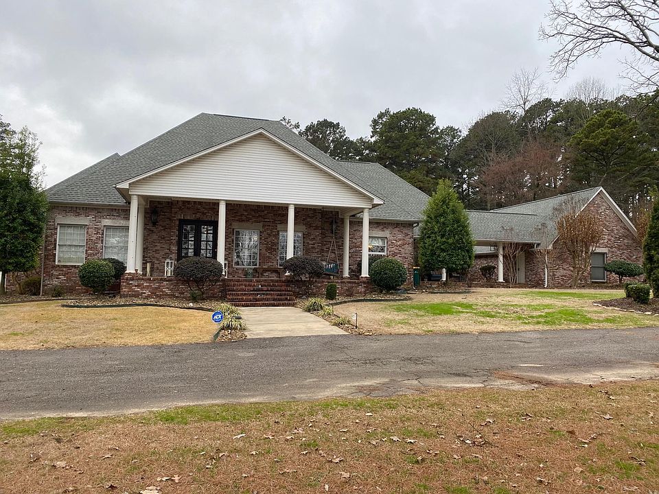 1st image of 950 Skyline Dr