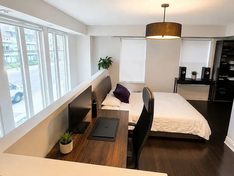 46 E Liberty St #512 — Photo 4