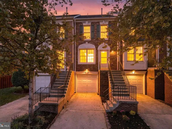 3005 Heritage Springs Ct, Alexandria, VA 22306