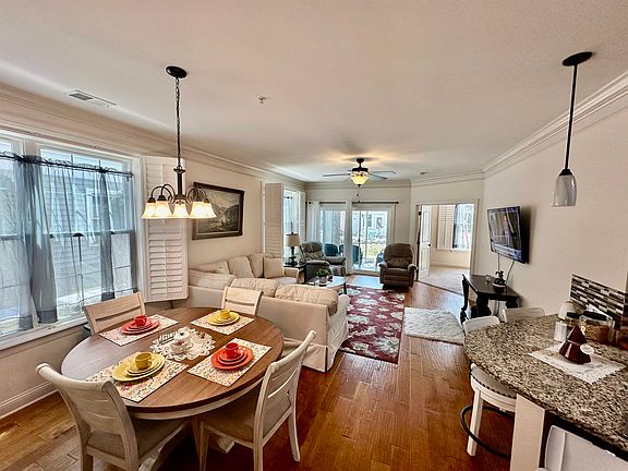3rd image of 305 Shelby Lawson Dr. #101