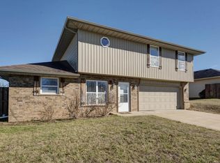 1346 S 19th Ave, Ozark, MO 65721