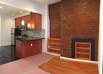 Rented by Yael Dunsky Real Estate