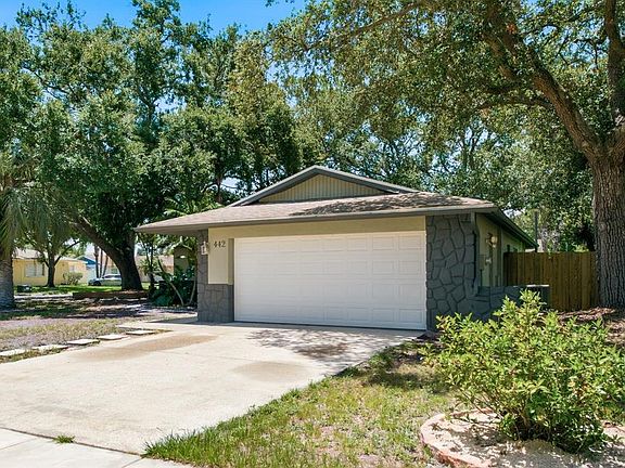 3rd image of 442 Evergreen Dr
