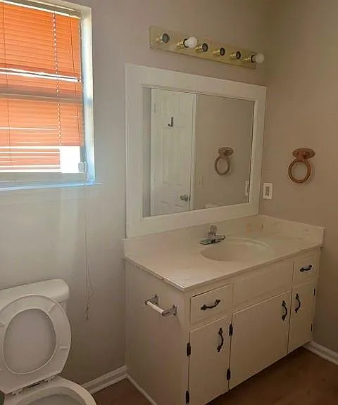 1290 Knoll Ct NW #B — Photo 14