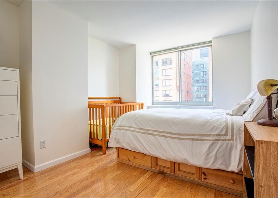 1st image of 520 W 23rd St APT 7D
