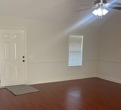 5th image of 108 Raleigh Ct