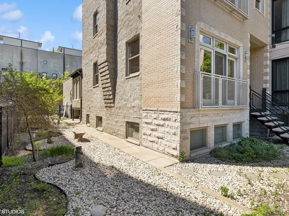 2023 W Churchill St, Chicago, IL 60647