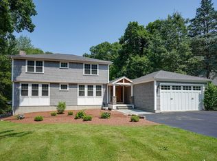 9 Red Coat Ln, Burlington, MA 01803