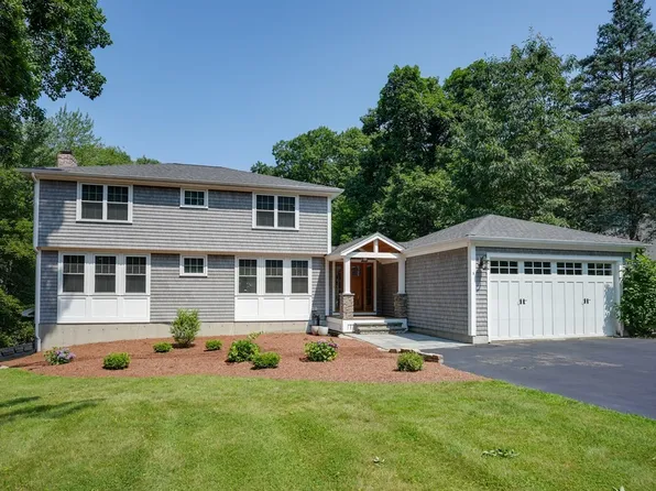 9 Red Coat Ln, Burlington, MA 01803