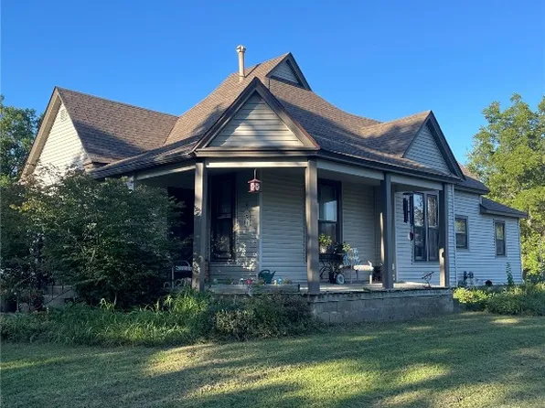 313 S Roche St, Knoxville, IA 50138