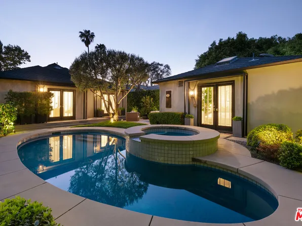334 Huntley Dr, West Hollywood, CA 90048