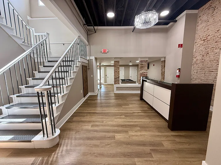 151 W Main St #5 — Photo 6