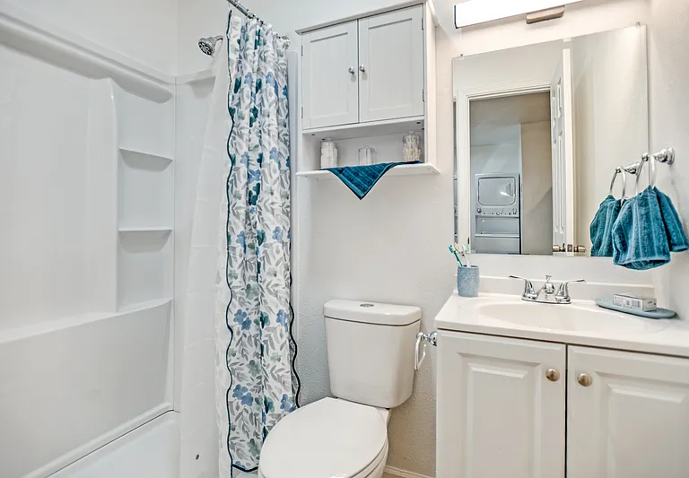 905 W Abram St #2 — Photo 8