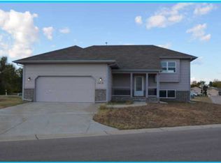 2416 W 34th St N, Wichita, KS 67204