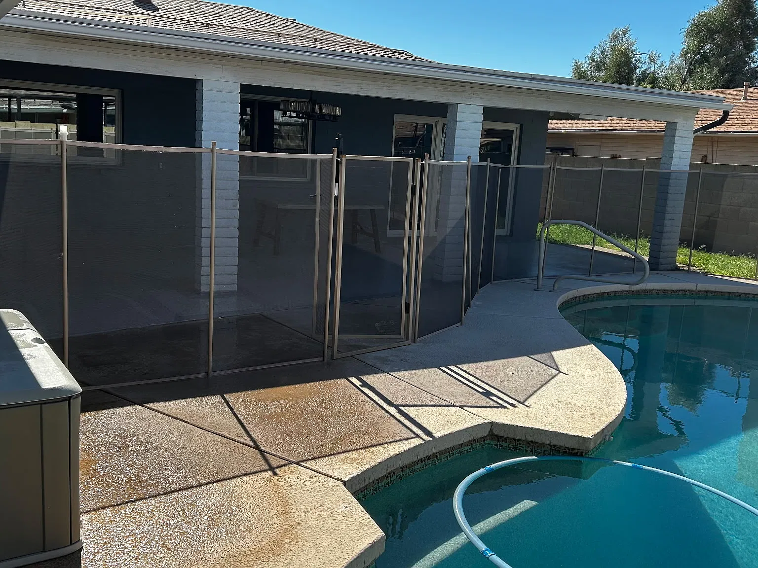 5 bed, 2260 sqft, $2,950 — Photo 2