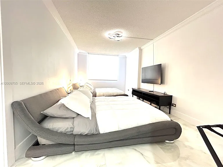 6039 Collins Ave #1507 — Photo 18