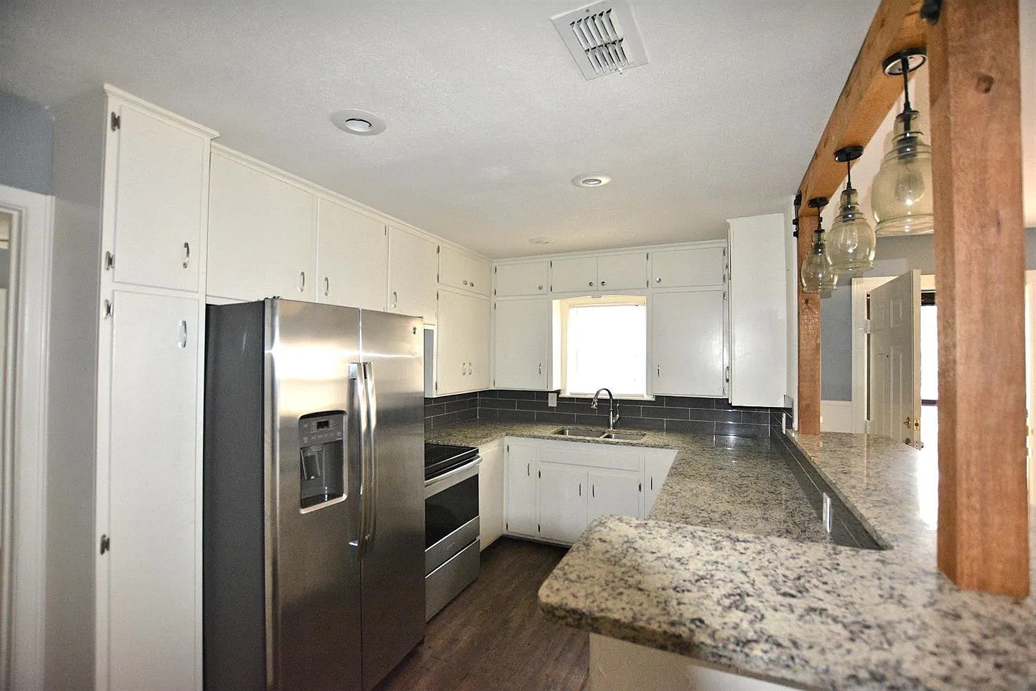 4205 41st Street- PM2 - 1 — Photo 4