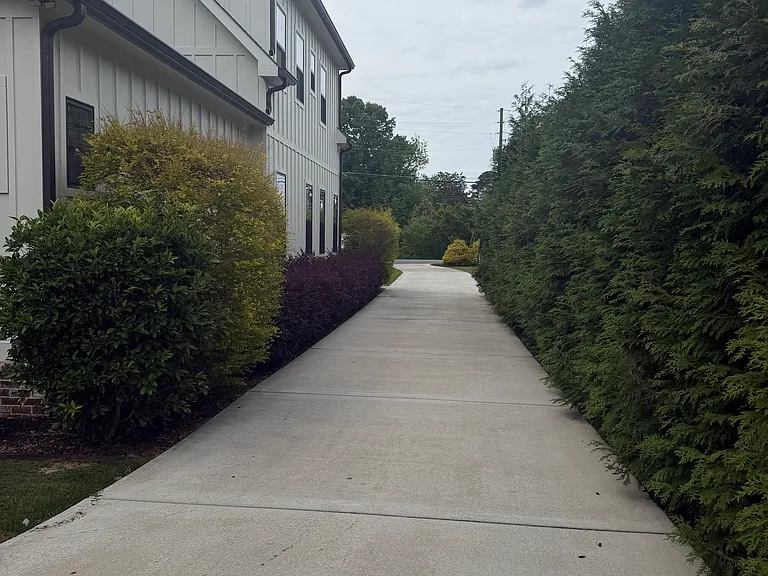5711 Spring Creek Dr — Photo 3