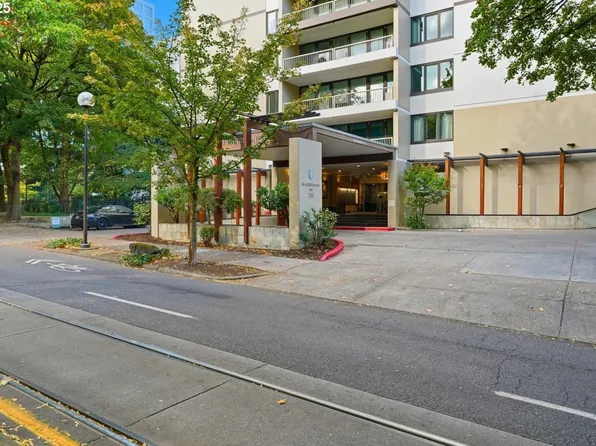 255 SW Harrison St APT 1B, Portland, OR 97201