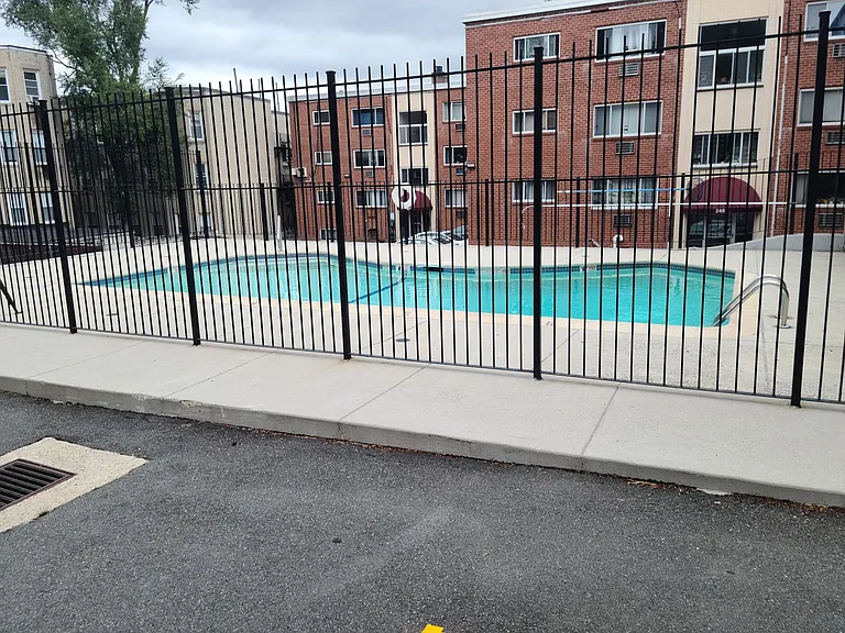 239 Kelton St #44 — Photo 14