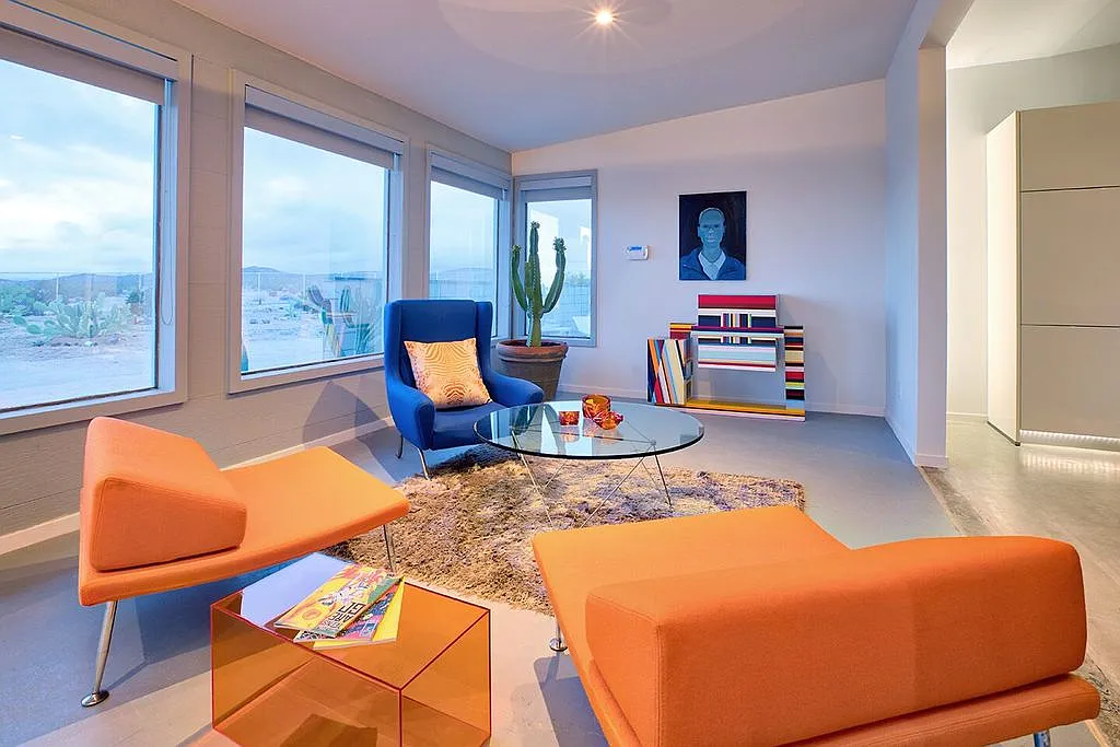 5 bed, $20,000 — Photo 1