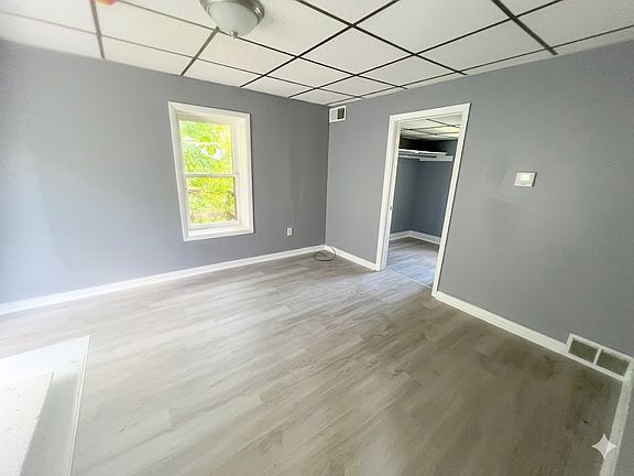 5th image of 754 E 14th St #3