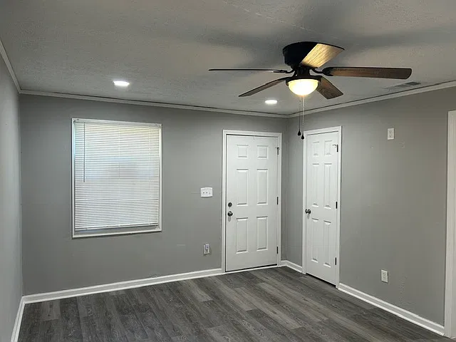 2 bed, 700 sqft, $1,450 — Photo 3