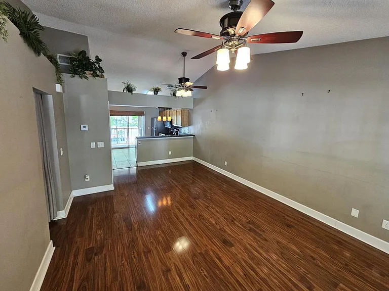 5477 Lake Margaret Dr #F — Photo 17
