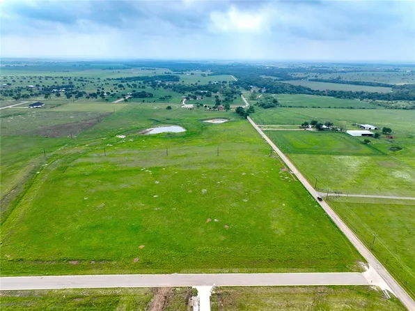 1524 Shiloh Church Rd, Crawford, TX 76638