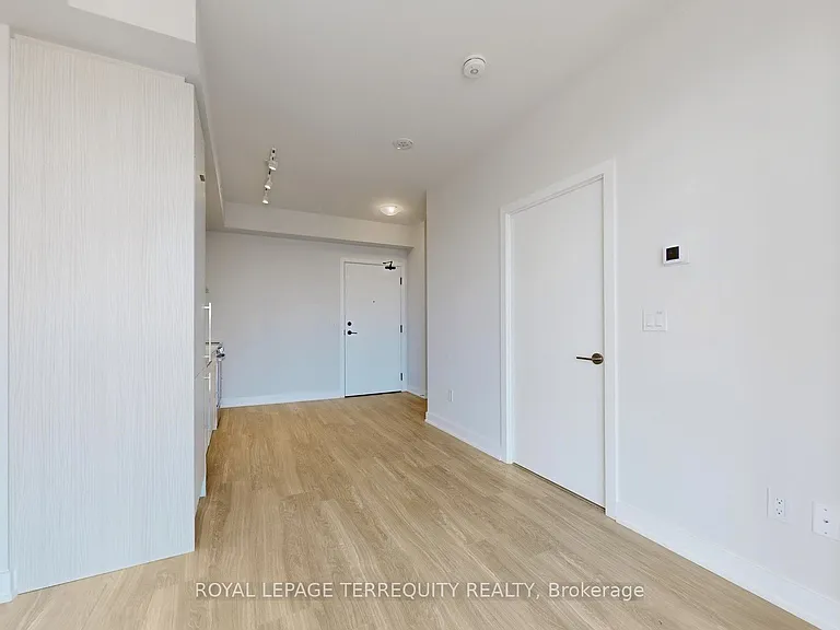 430 Square One Dr #4502 — Photo 14