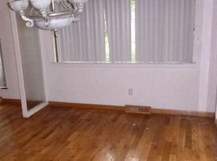 726 W Hampshire Rd, Peoria, IL 61614