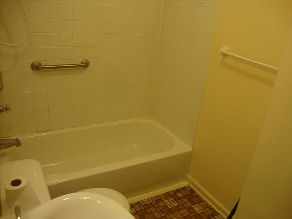 5th image of 7250 Marshall Ave
