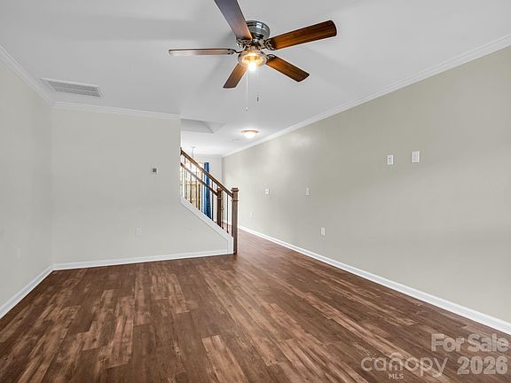 4th image of 1106 Lynwood Forest Rd