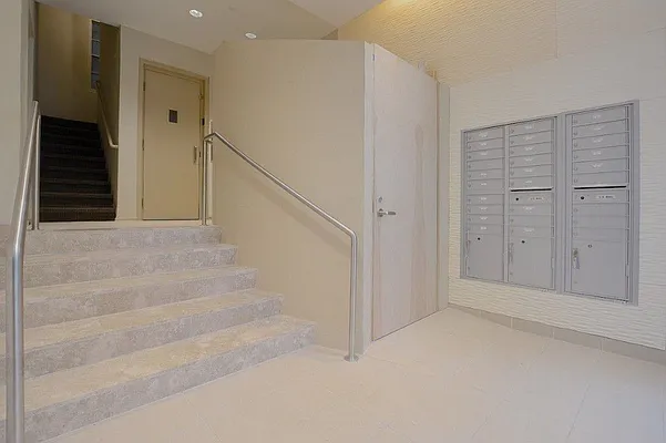 Rented by Charles Coutinho LLC | media 66