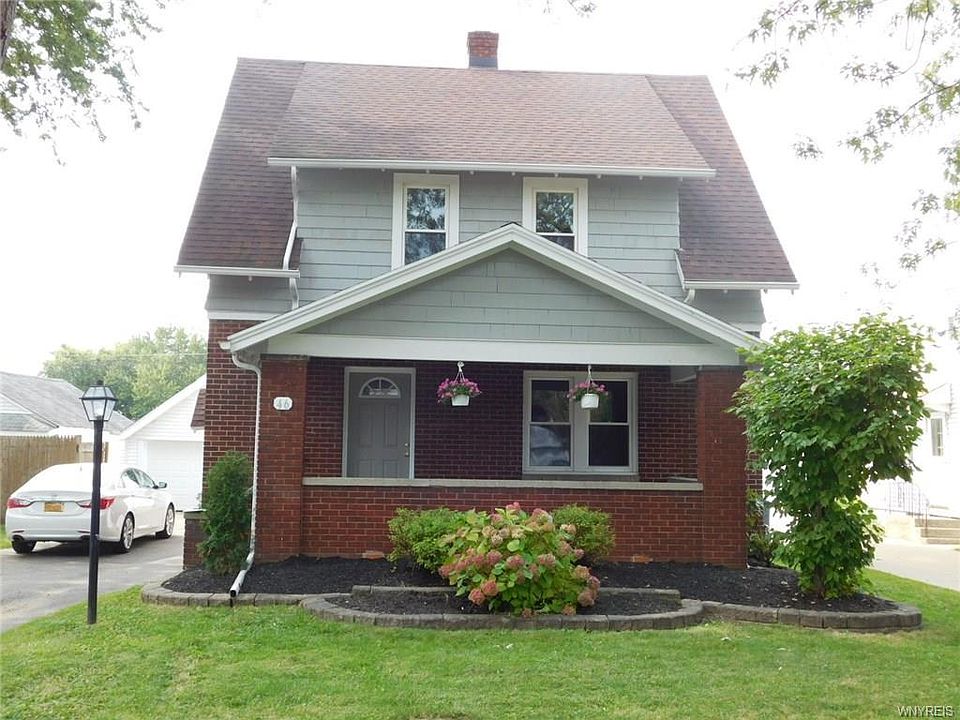 1st image of 46 Louis Ave