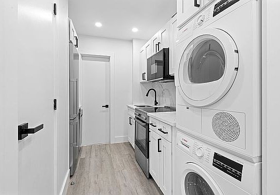 4th image of 103 Saint Marks Pl #5E
