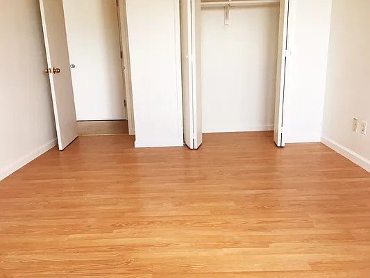 Rented by NY Space Finders Inc. | media 25