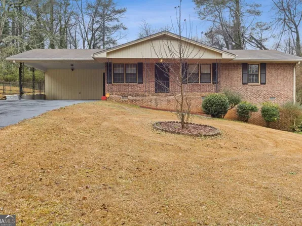 1151 Mohican Trl, Stone Mountain, GA 30083