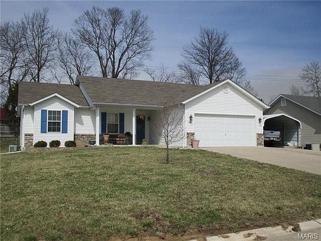 1st image of 1350 Sleepy Hollow Dr