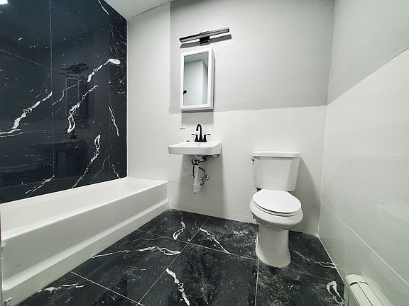 5th image of 306 Ege Ave APT 1L