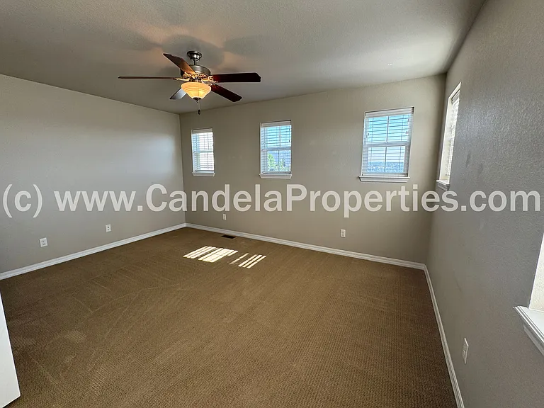475 Eclipse Dr — Photo 42