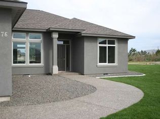 1476 Diamond Dr, West Richland, WA