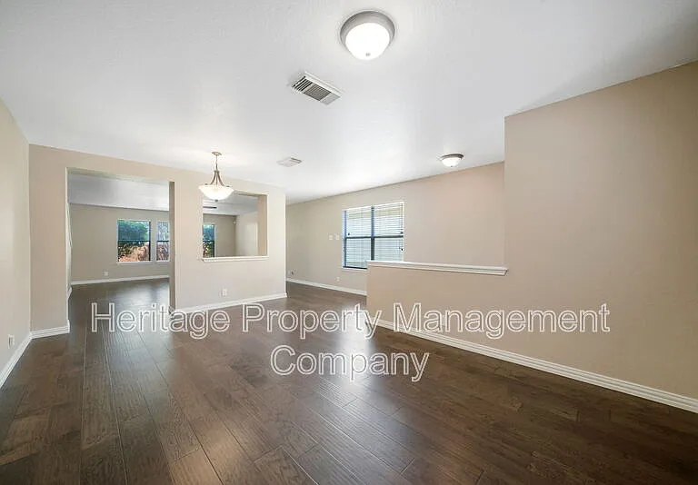 136 Longhorn Way — Photo 5