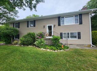 1 Roosevelt St, Wareham, MA 02571