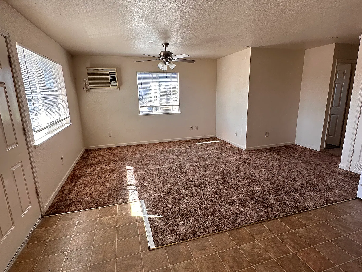 2 bed, 850 sqft, $1,050 — Photo 4