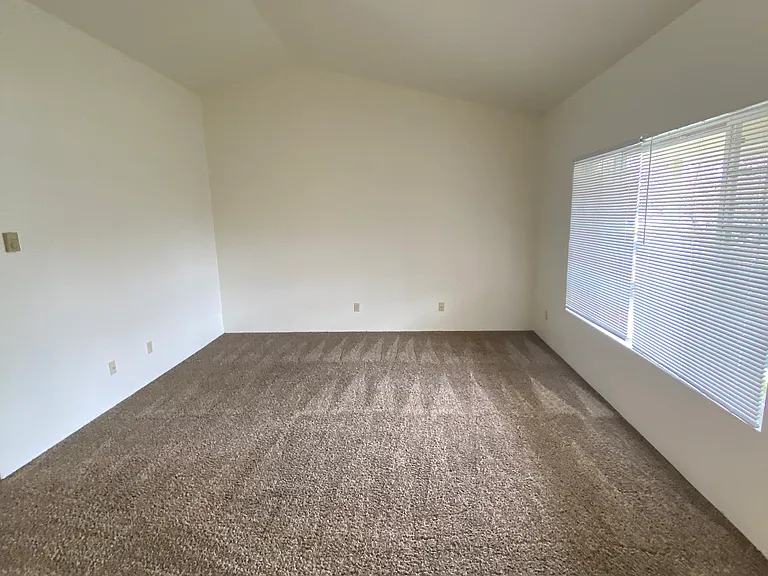 61820 Avonlea Cir — Photo 7