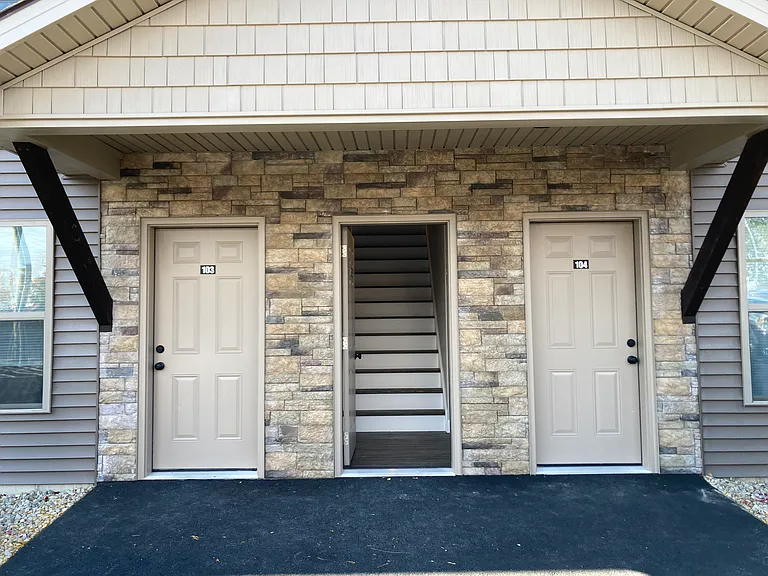 3 Washington St #108 — Photo 2