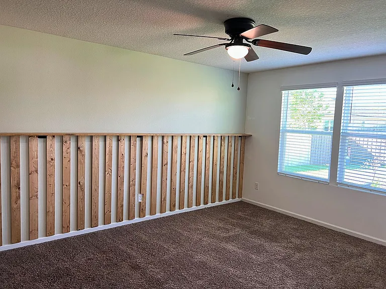 204 Hayworth Ct — Photo 22